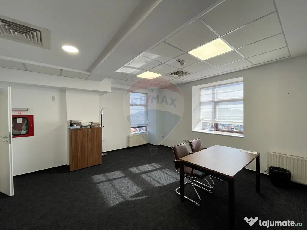 Spații de birouri langa Foisorul de Foc, Bd Pache Protop... 