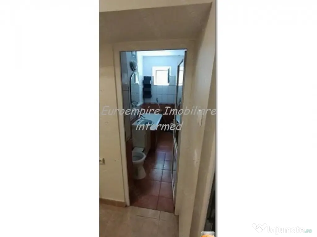 Apartament 3 camere zona Groapa 