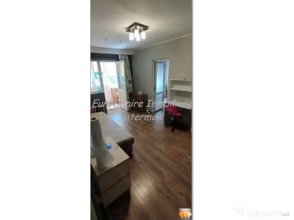 Apartament 3 camere zona Groapa 