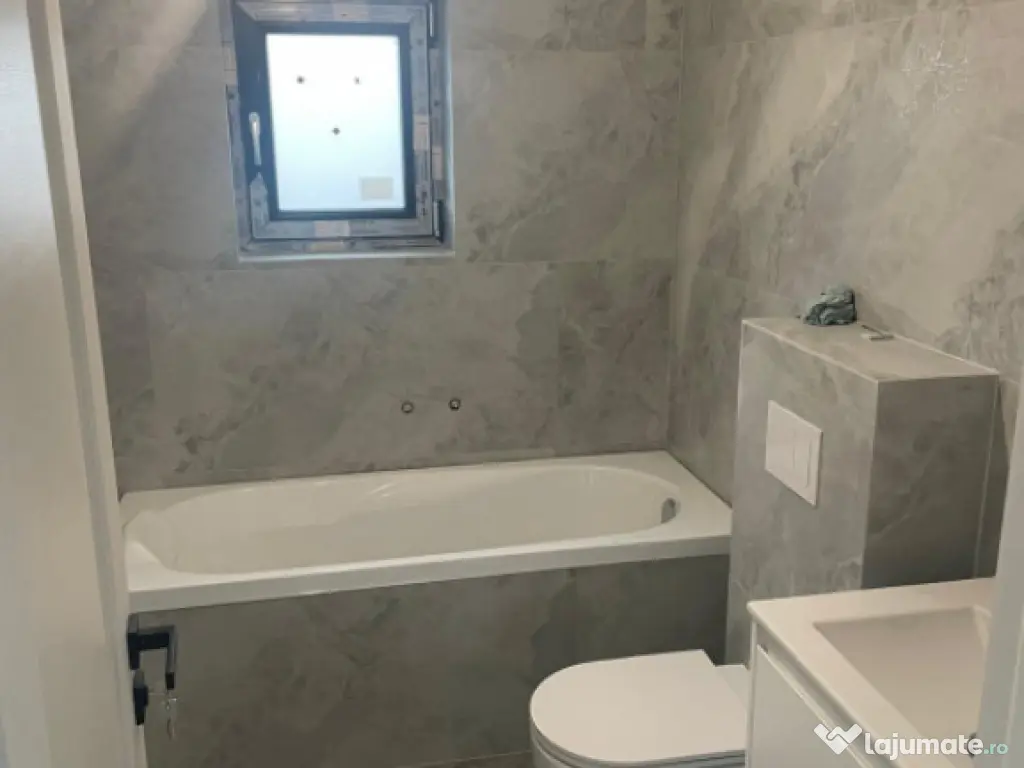 Casă modernă la cheie în Cărpiniș – tot confortul pe 