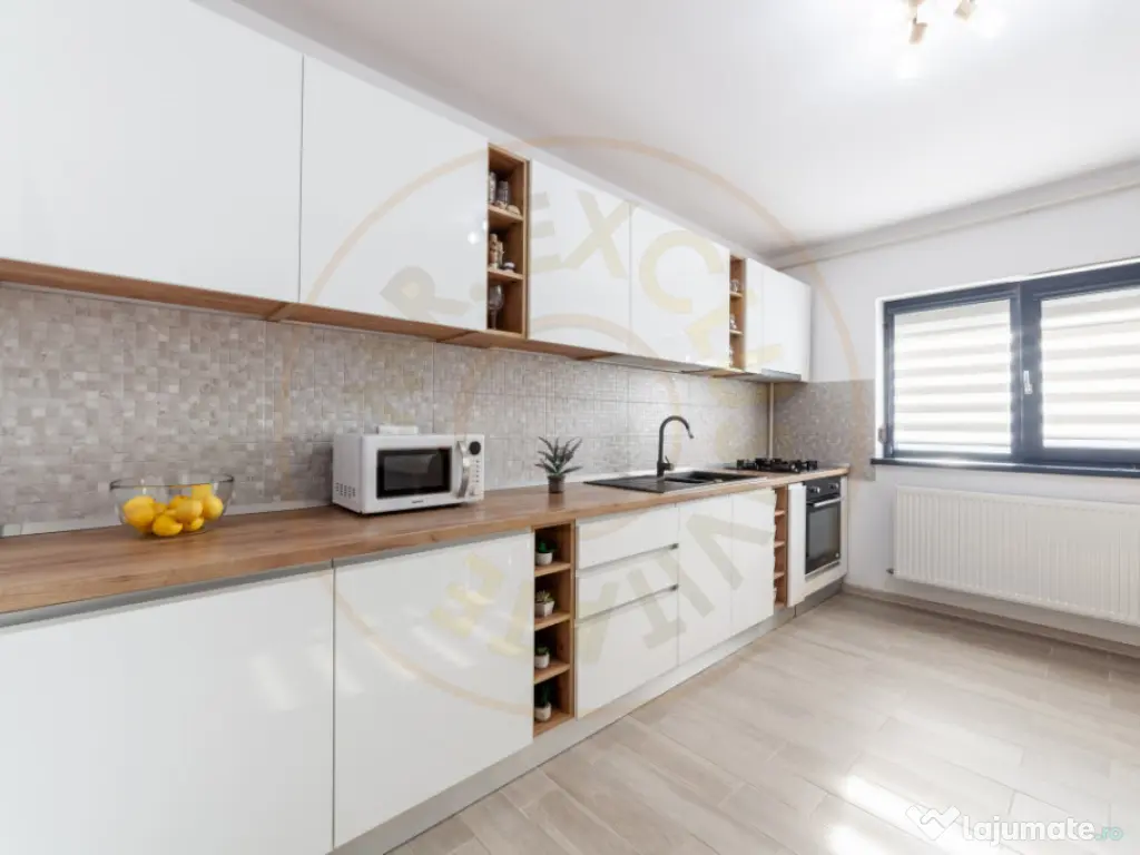 Apartament 3 camere, Str. Teilor Geamana! 