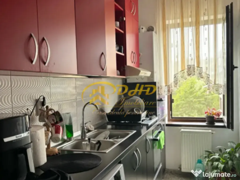 De vanzare apartament 2 camere in Bucium 