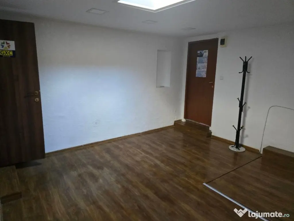 Sp birou , cabinet , la casa ultracentral ,parter SC 65, 2 cam