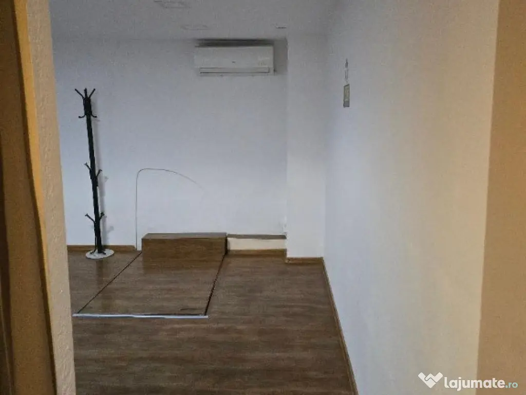 Sp birou , cabinet , la casa ultracentral ,parter SC 65, 2 cam