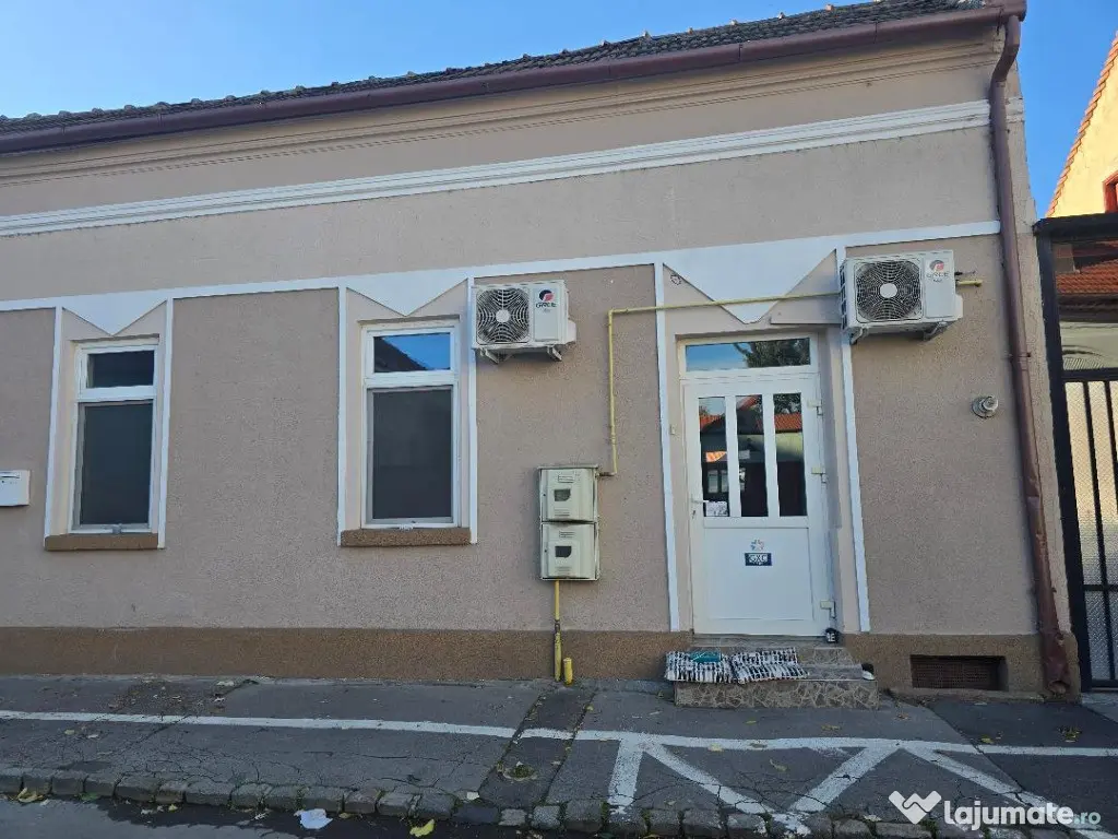 Sp birou , cabinet , la casa ultracentral ,parter SC 65, 2 cam