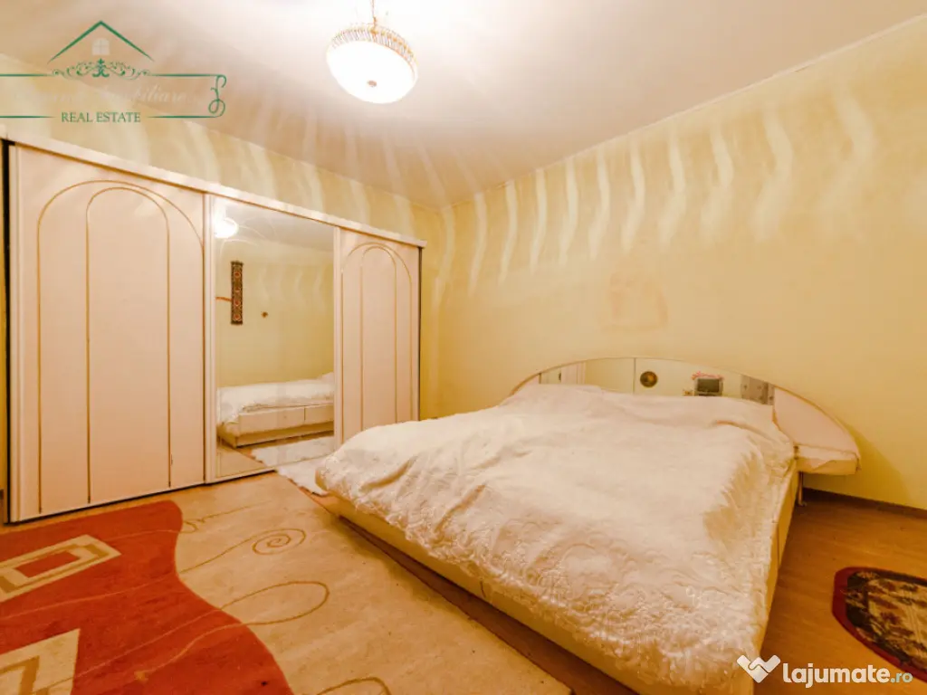 Apartament la curte comuna cu 4 camere si centrala proprie,