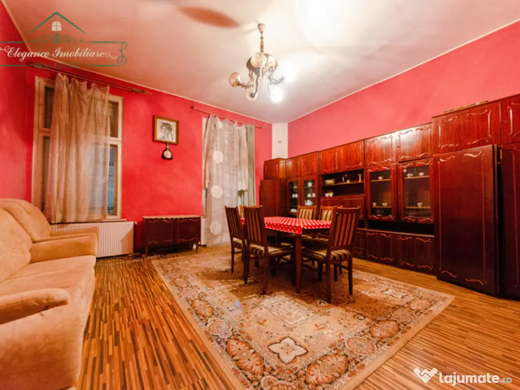 Apartament la curte comuna cu 4 camere si centrala proprie,