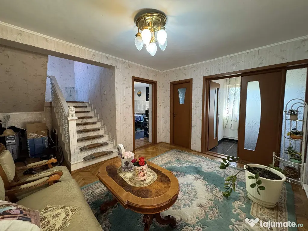 Vila P+1, Su - 334 mp, T = 4057 mp, D=21 m, com. Ganeasa - Izvoru 