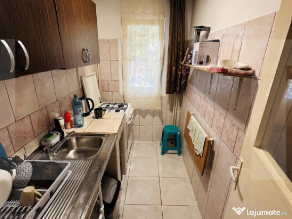 Apartament la parter, 2 camere, cartierul Vlaicu