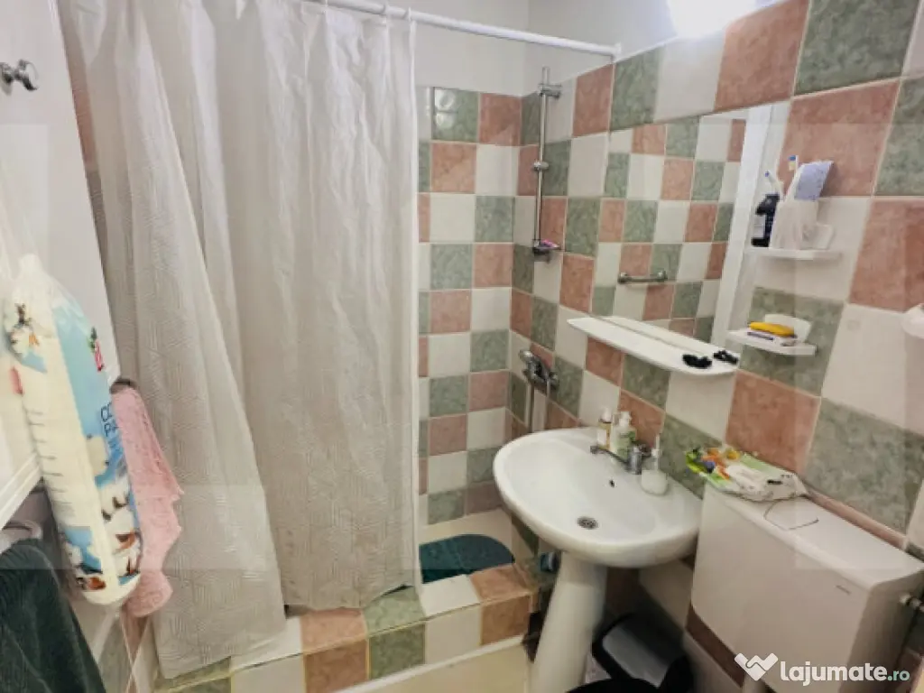 Apartament la parter, 2 camere, cartierul Vlaicu