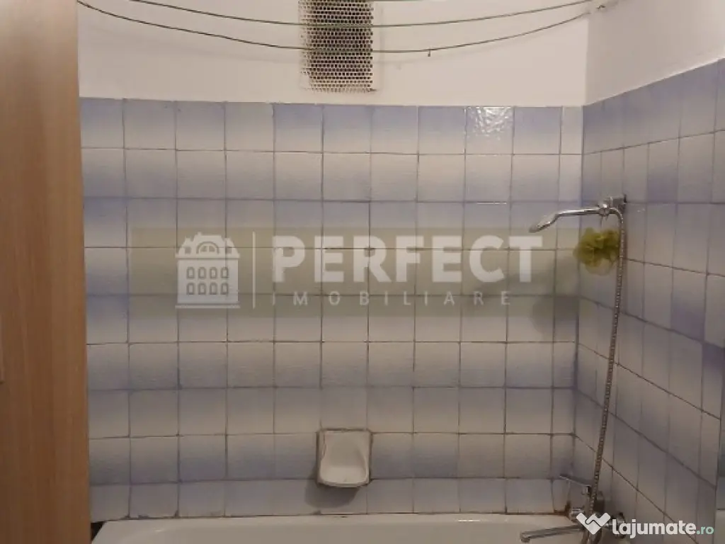 Ap.3 camere semidecomandat str.Cibinului-NORD 63000 euro 