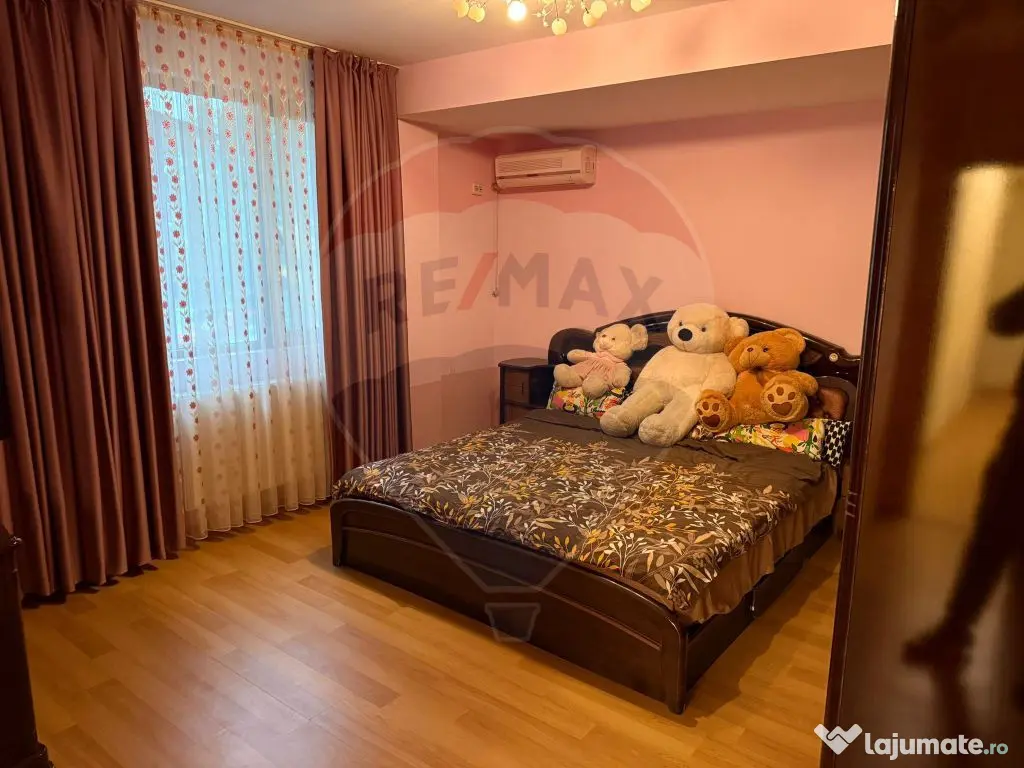 VANZARE Apartament cu 3 camere in zona Voluntari 
