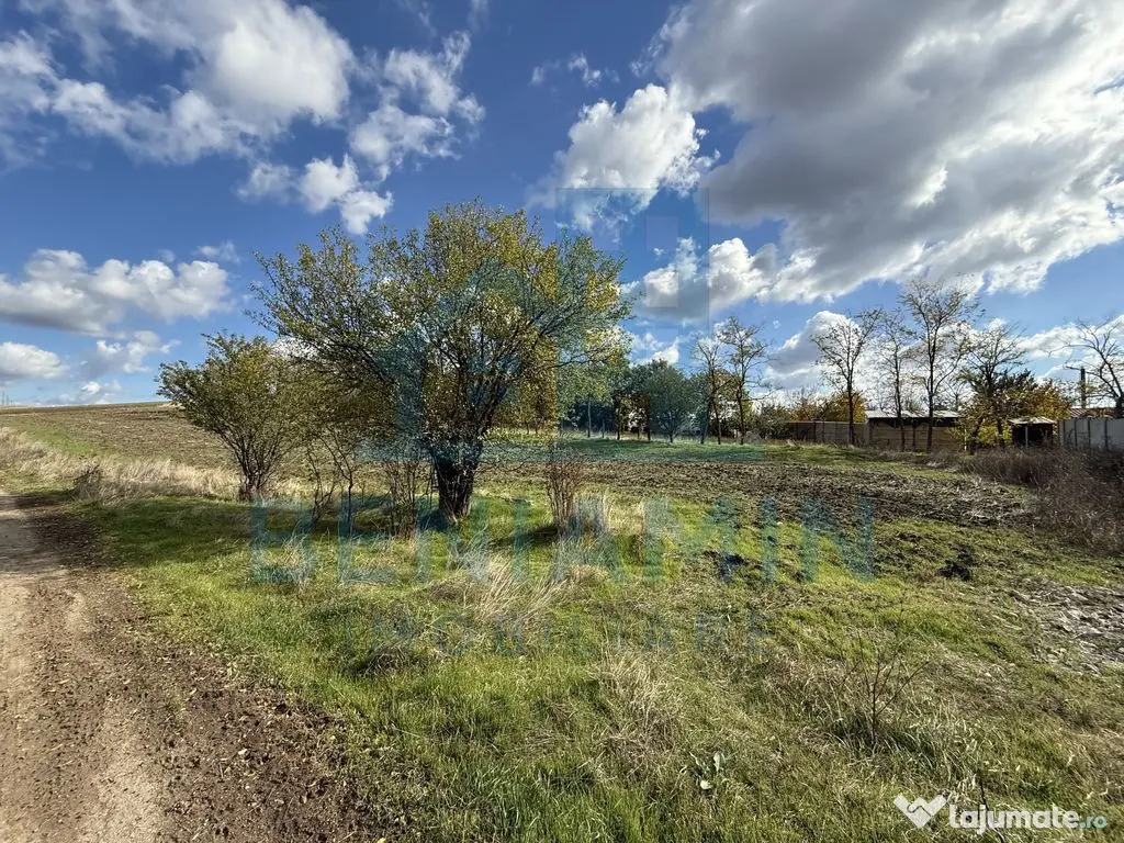 Teren intravilan - 1000mp - utilitati - deschidere mare -...