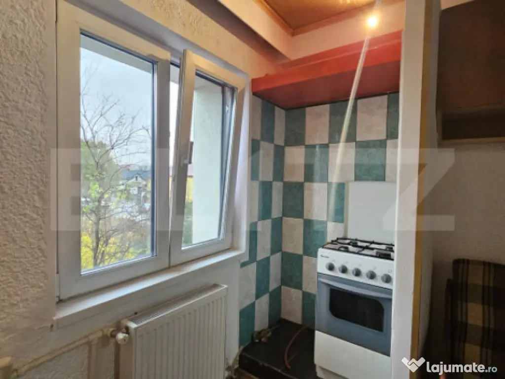 Garsonieră de vanzare, 12 mp, zona Burdujeni