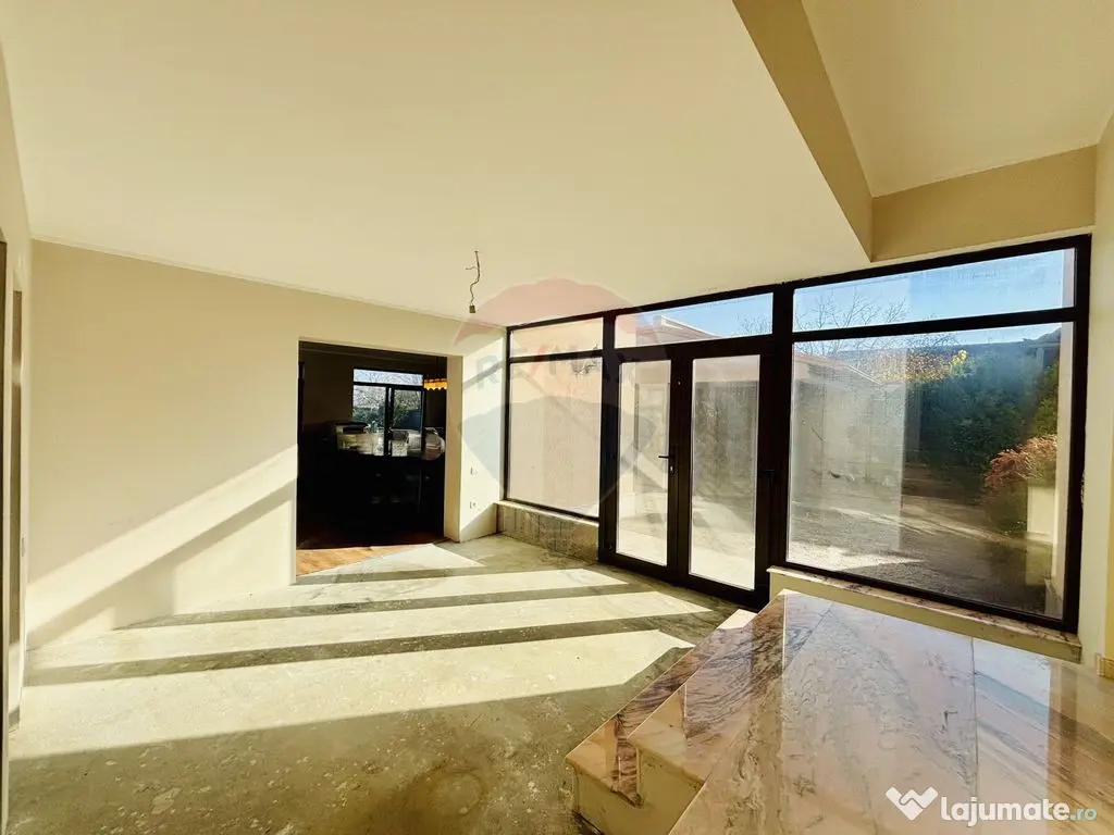 Casă / Vilă stil mediteranean in apropiere de Oradea 