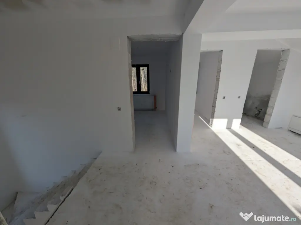 Vila 3 dormitoare/ 3 bai. Locație exclusivista - Parcul Den 