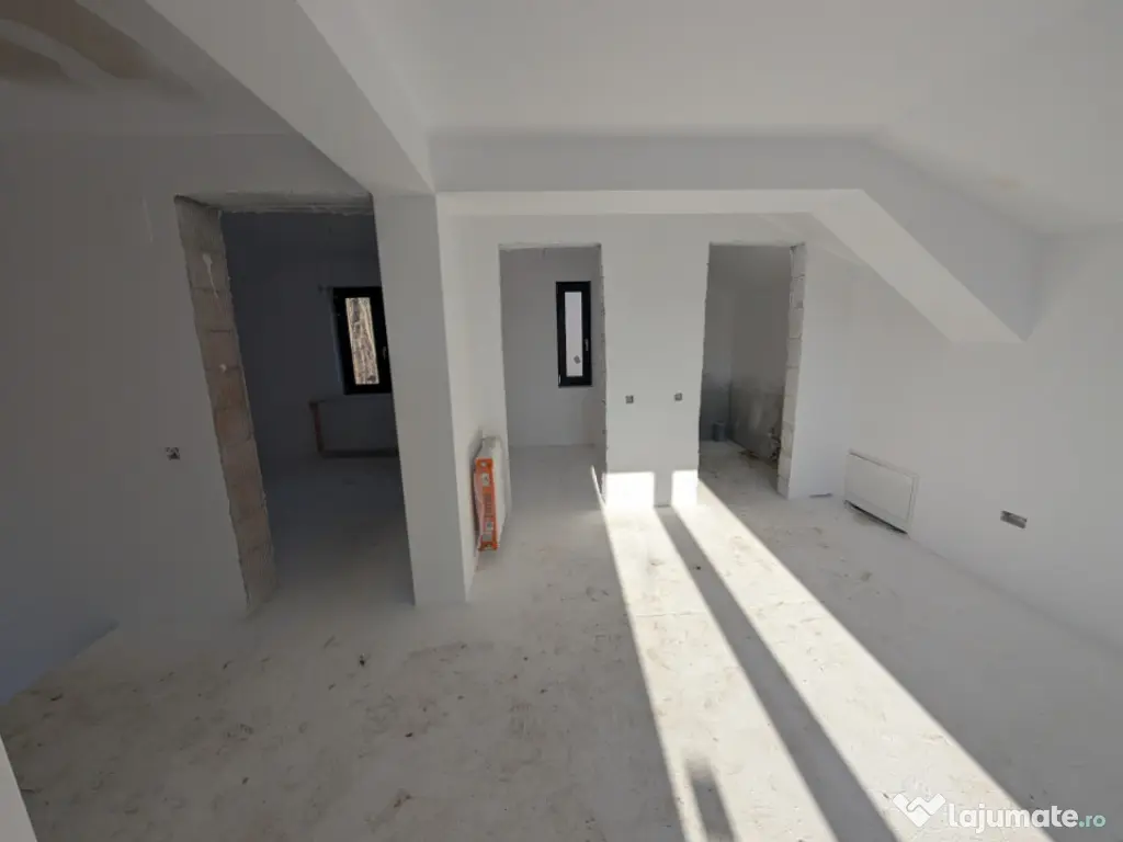 Vila 3 dormitoare/ 3 bai. Locație exclusivista - Parcul Den 