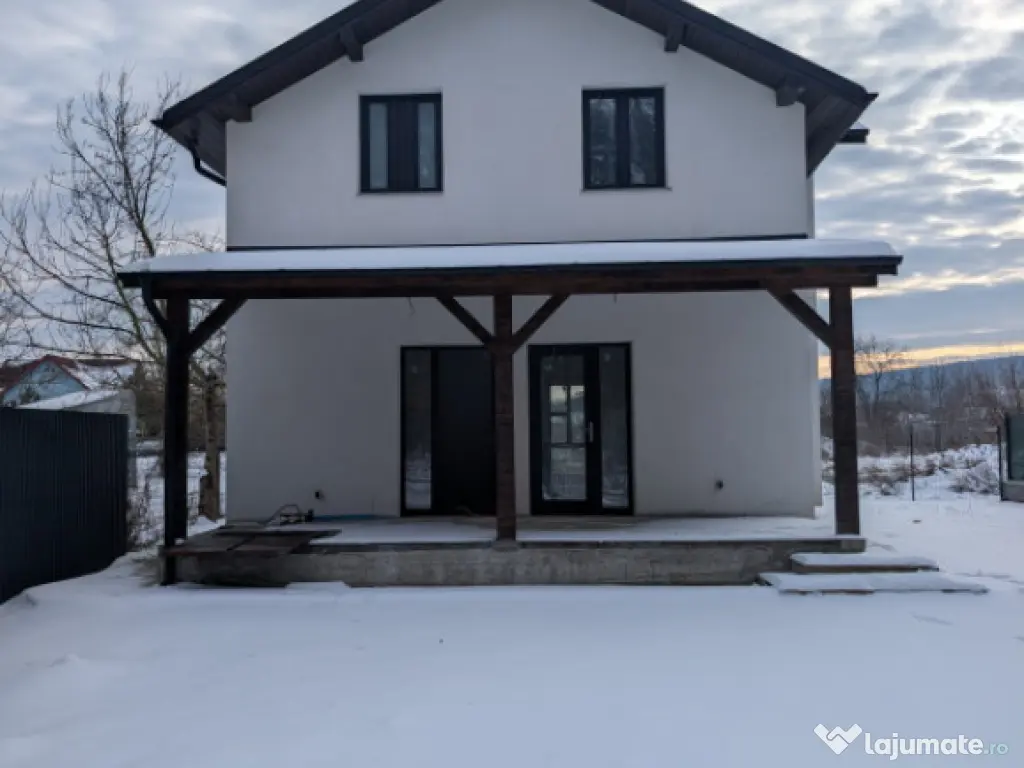 Vila 3 dormitoare/ 3 bai. Locație exclusivista - Parcul Den 