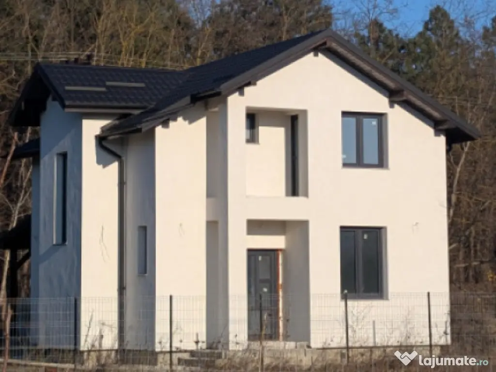 Vila 3 dormitoare/ 3 bai. Locație exclusivista - Parcul Den 