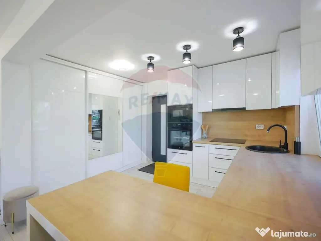 Apartament cu 2 camere de vânzare în zona Centrală