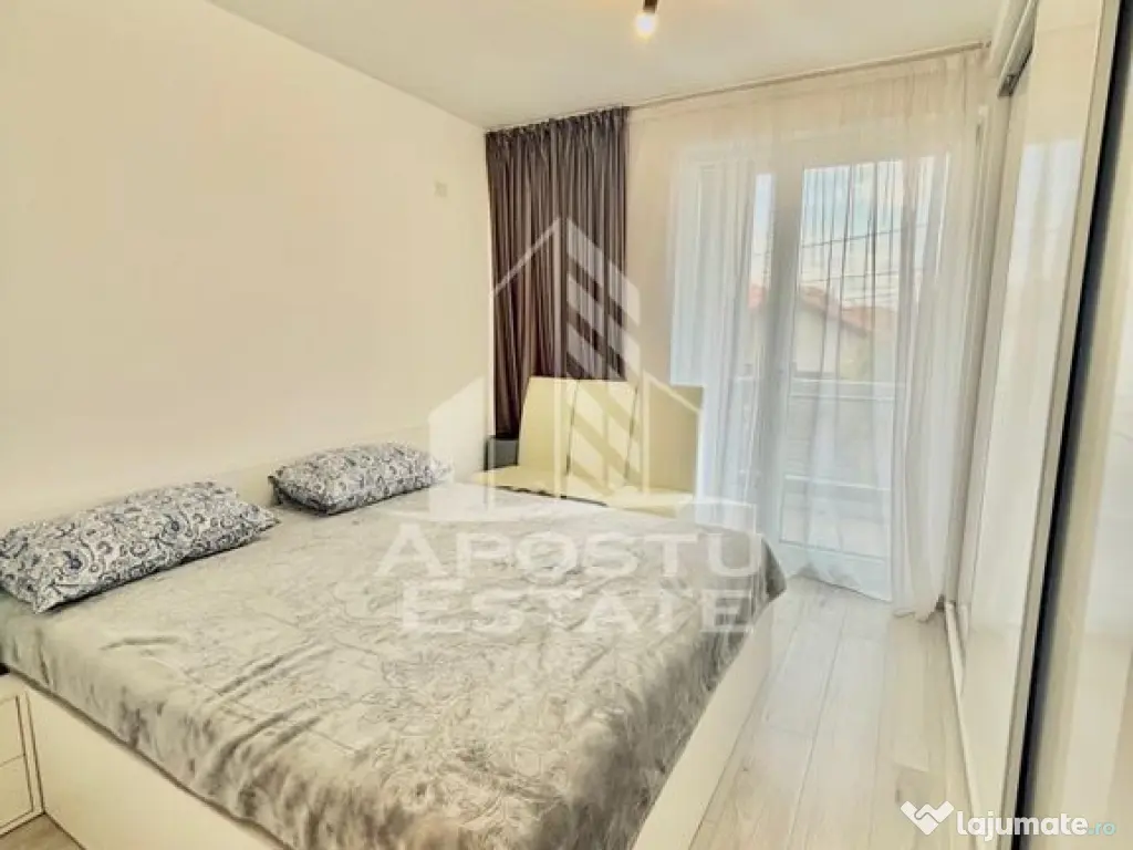 Casa individuala cu 5 camere si 4 bai in Giroc la asfalt. 