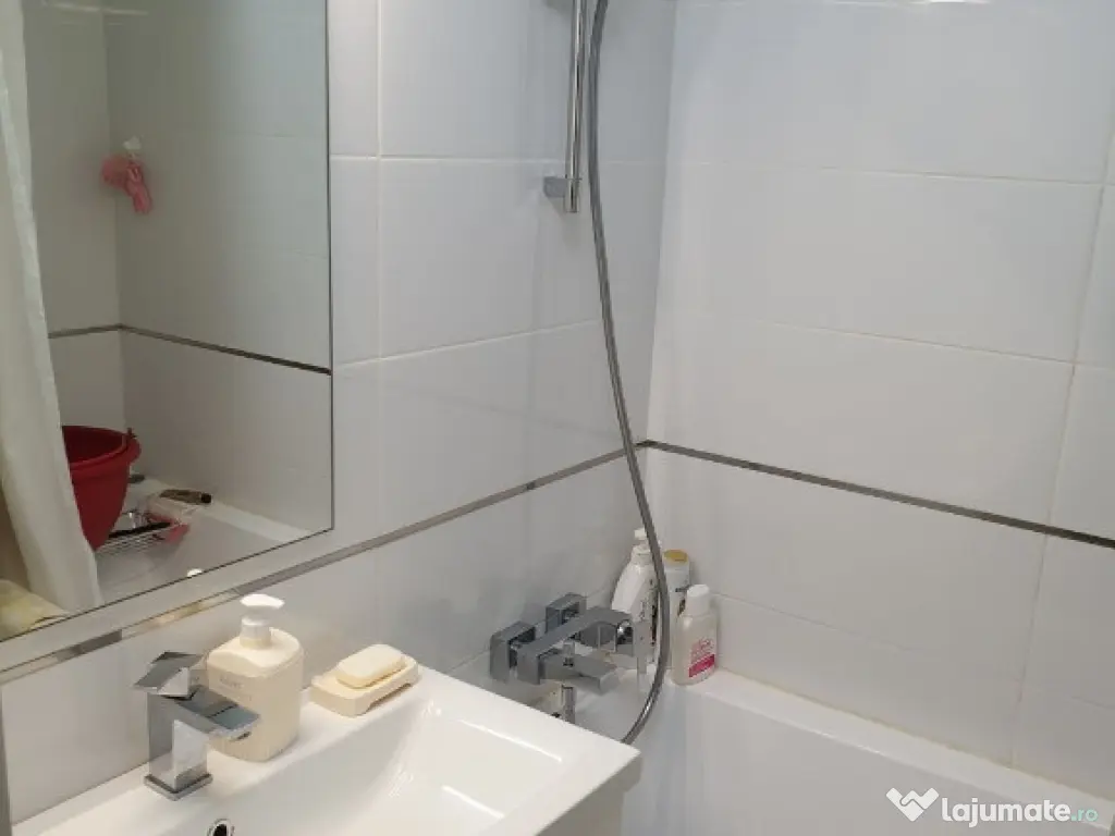 Inchiriere apartament 2 camere Aparatorii Patriei 