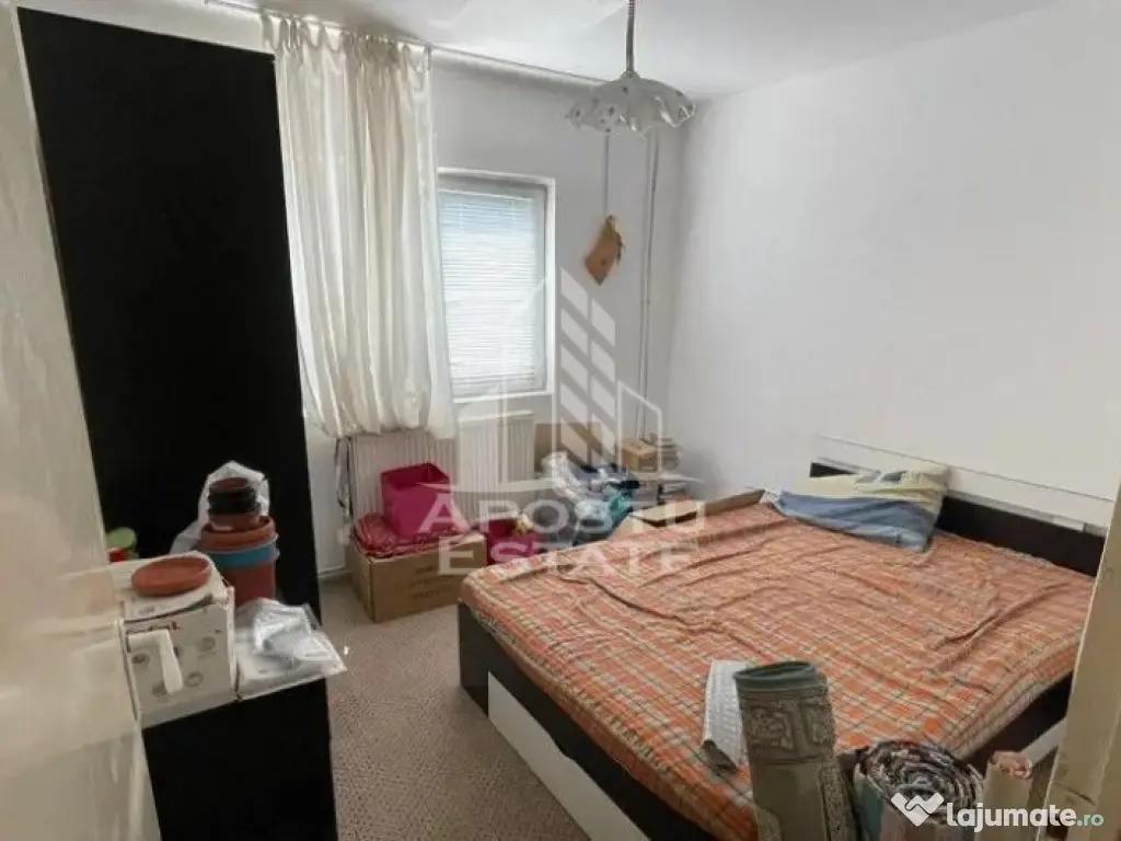 Apartament cu 3 camere, 2 bai, 2 balcoane, etaj intermedi... 