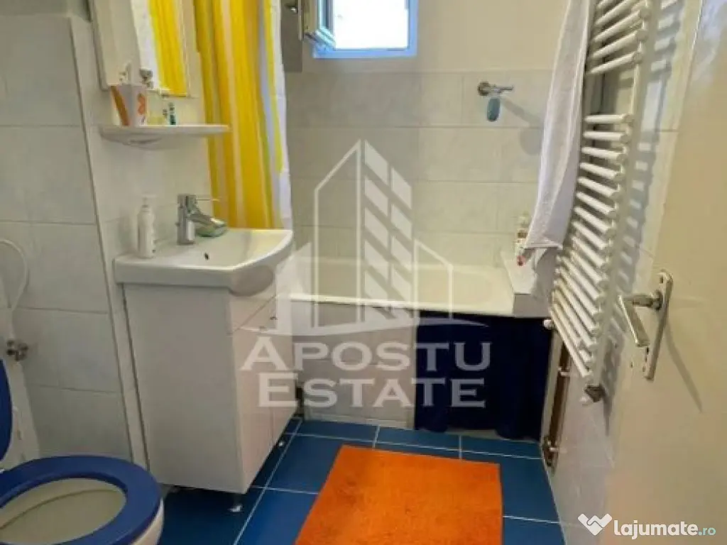 Apartament cu 3 camere, 2 bai, 2 balcoane, etaj intermedi... 