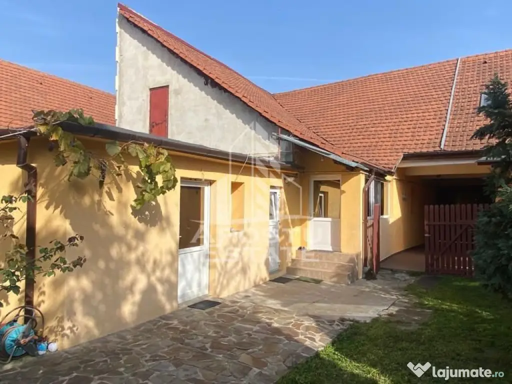 Casa individuala 4 camere,centrala proprie, semimobilata,... 