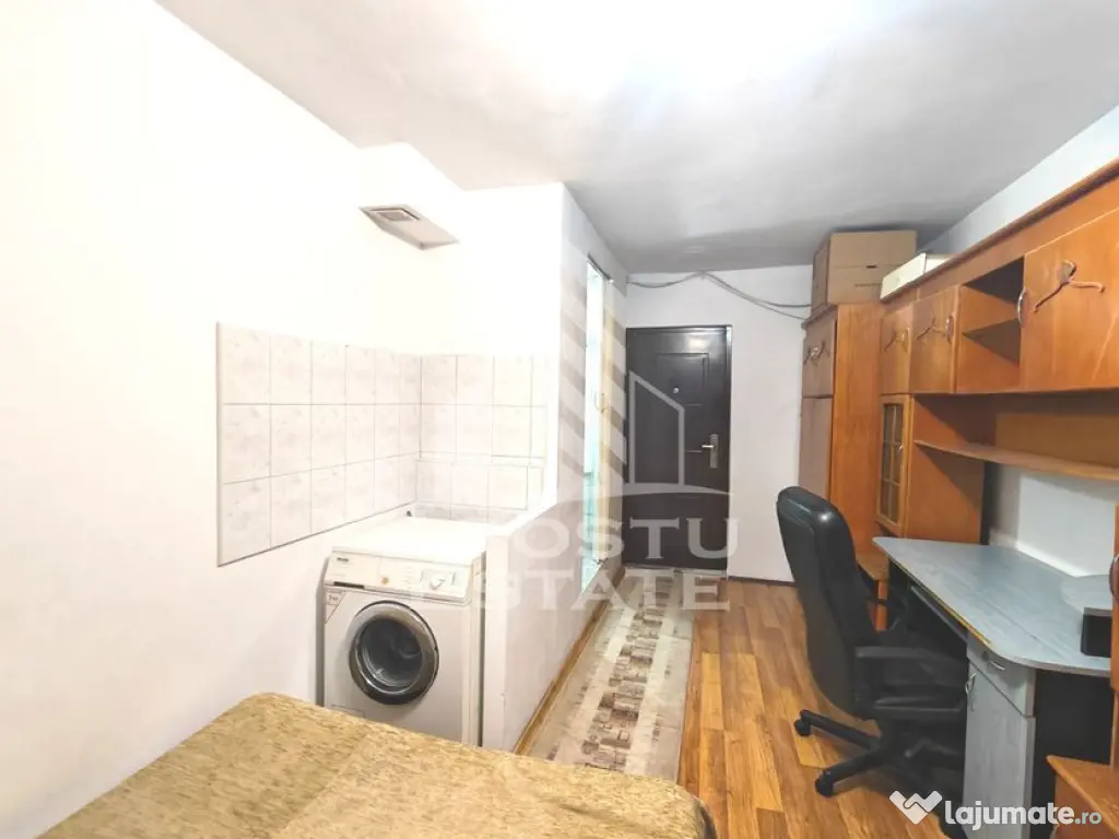 Garsoniera in bloc de apartamente, zona Lipovei 