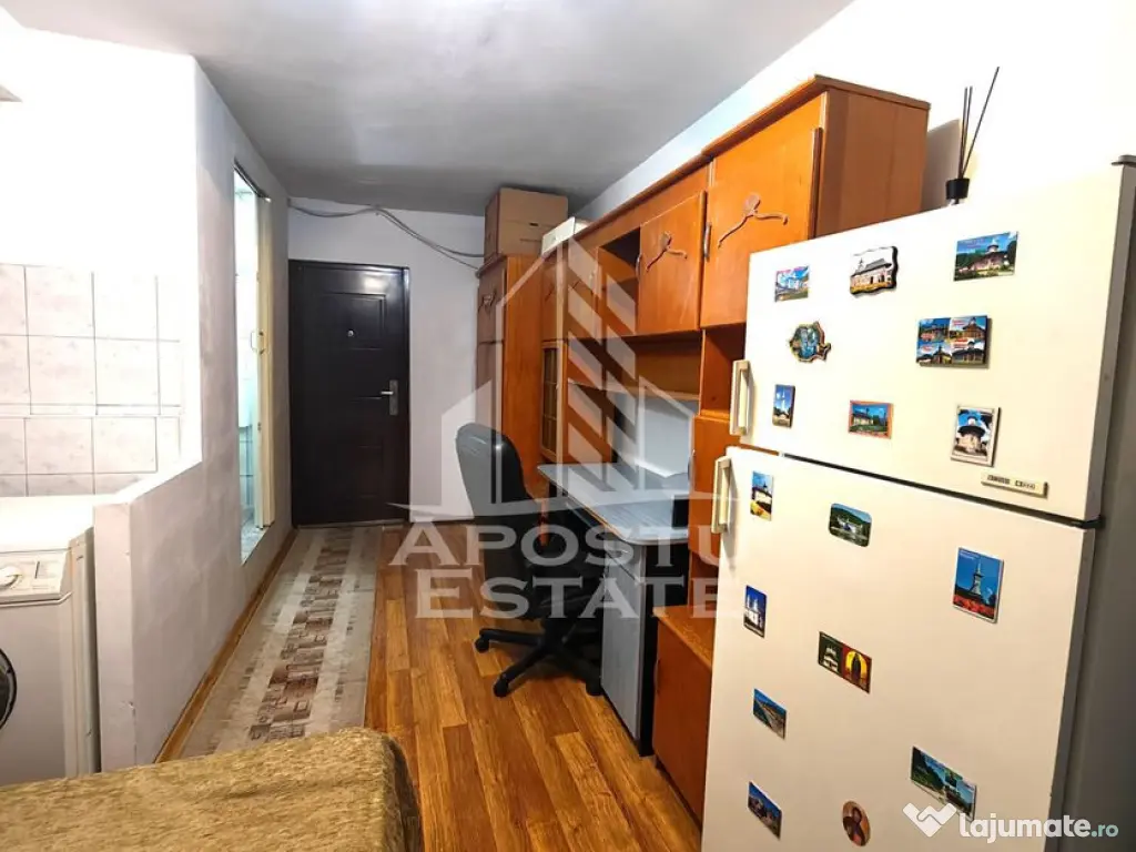 Garsoniera in bloc de apartamente, zona Lipovei 