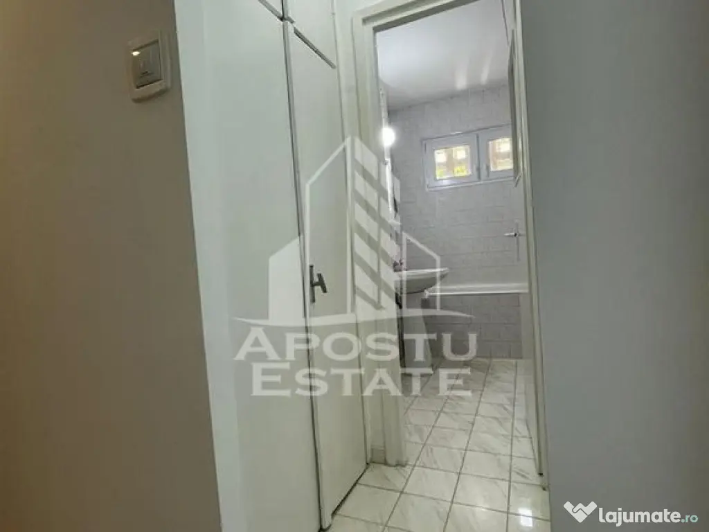 Apartament 3 camere decomandat in zona Sagului 