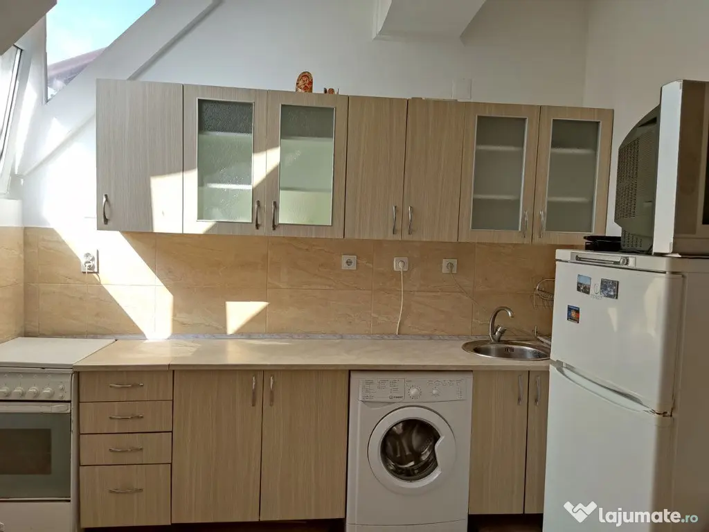 Garsoniera de inchiriat in zona P-ta Muncii 