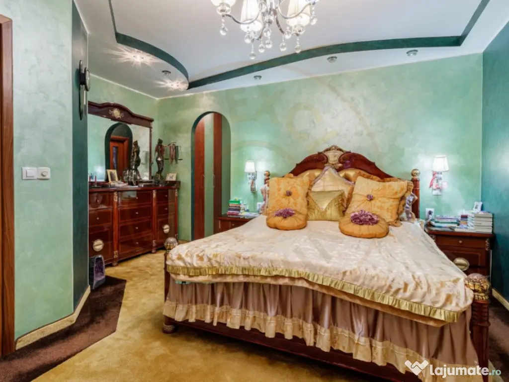 Vilă individuală cu piscină, garaj dublu • teren 766 mp 