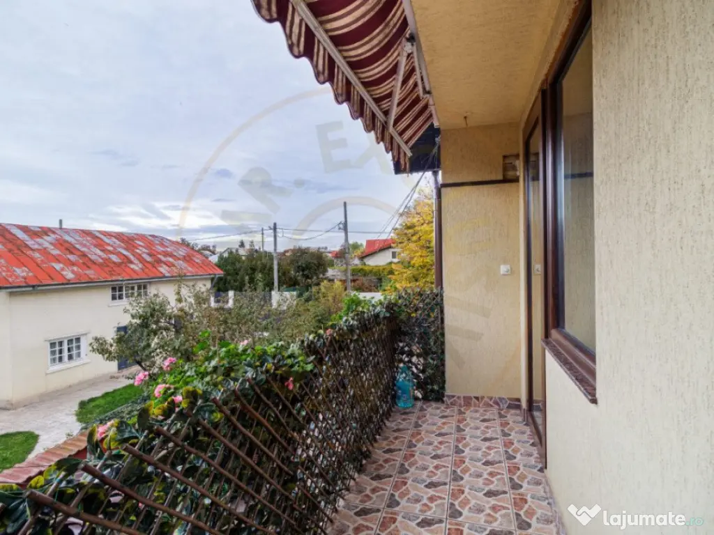 Vilă individuală cu piscină, garaj dublu • teren 766 mp 