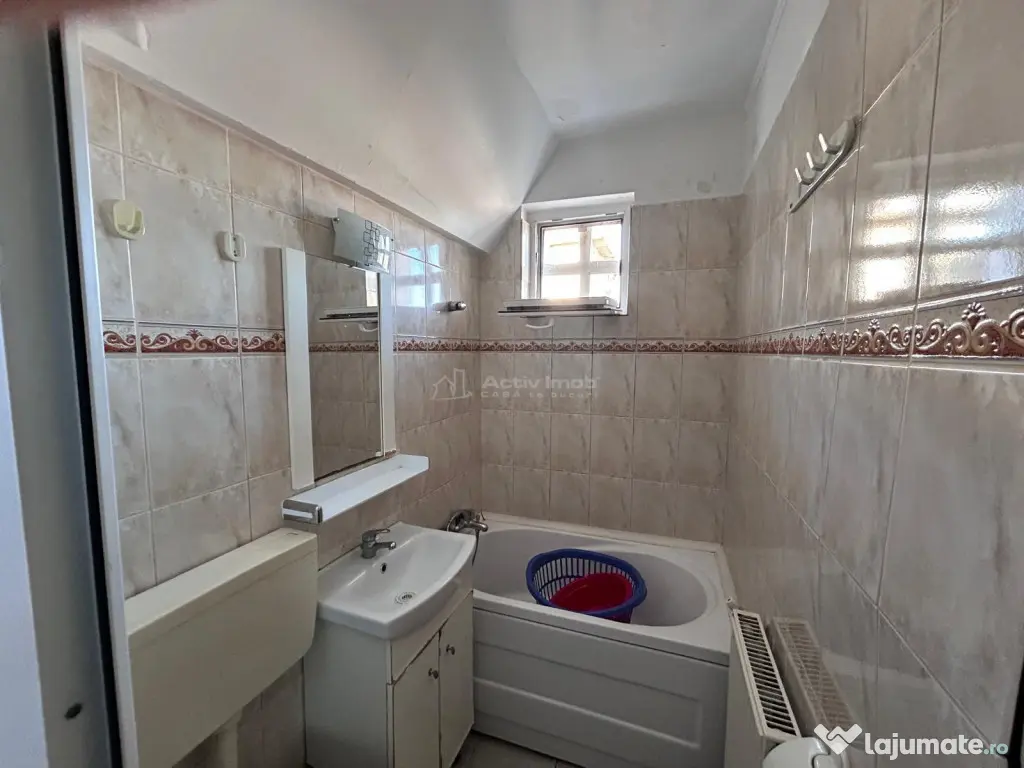 Resita, apt.2 cam,cf.1,semidec. Moroasa