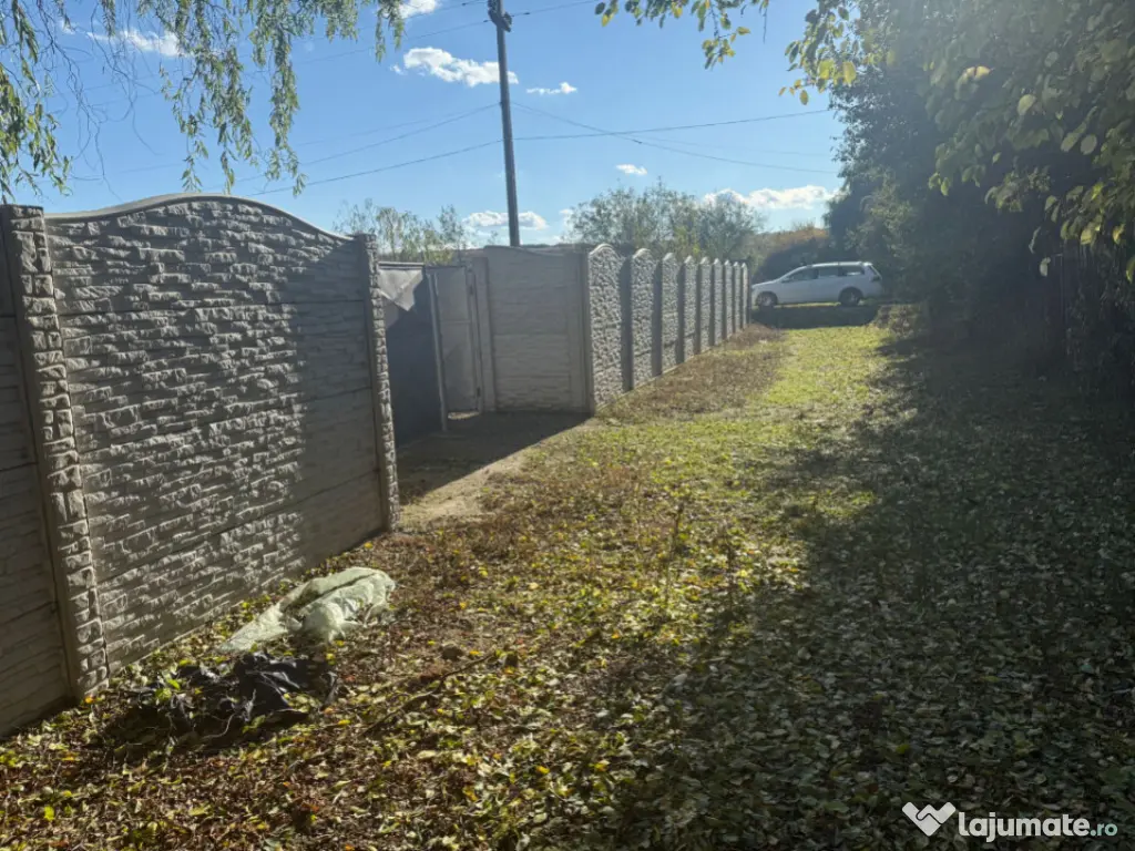 OCAZIE Casa 133 mp utili, 3300 mp teren, Ciutura Comision ZE