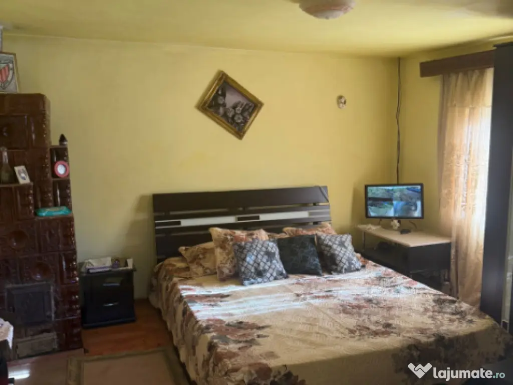 OCAZIE Casa 133 mp utili, 3300 mp teren, Ciutura Comision ZE