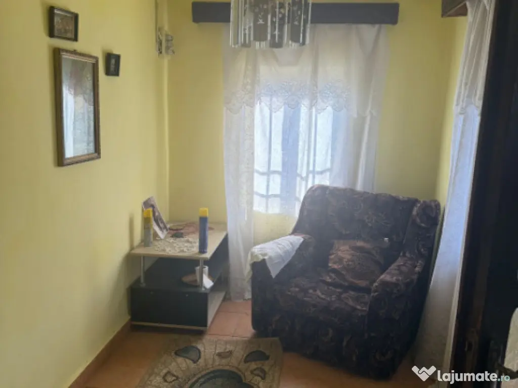 OCAZIE Casa 133 mp utili, 3300 mp teren, Ciutura Comision ZE