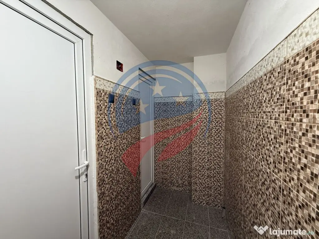 Spatiu comercial de inchiriat/Livezi/Dolj 