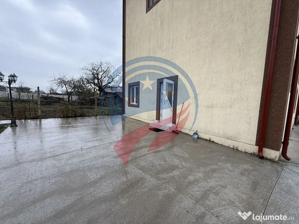 Spatiu comercial de inchiriat/Livezi/Dolj 