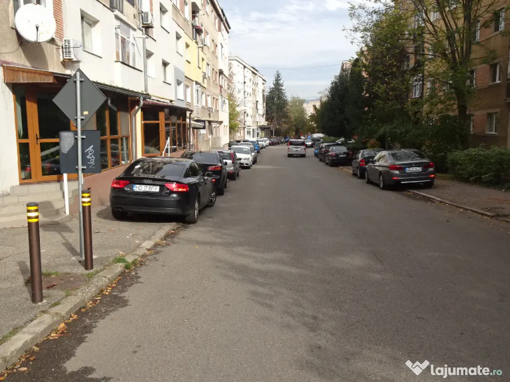 Vand spatiu comercial in Deva, zona ultracentrala ( I. Creanga), 70 mp 