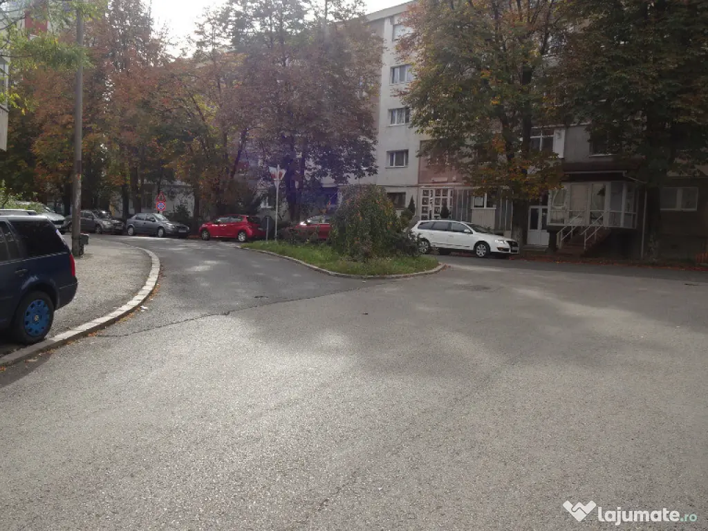 Vand spatiu comercial in Deva, zona ultracentrala ( I. Creanga), 70 mp 