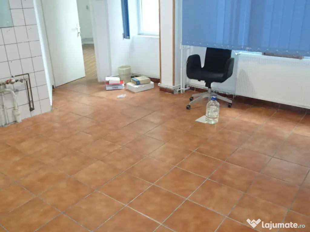 Vand spatiu comercial in Deva, zona ultracentrala ( I. Creanga), 70 mp 