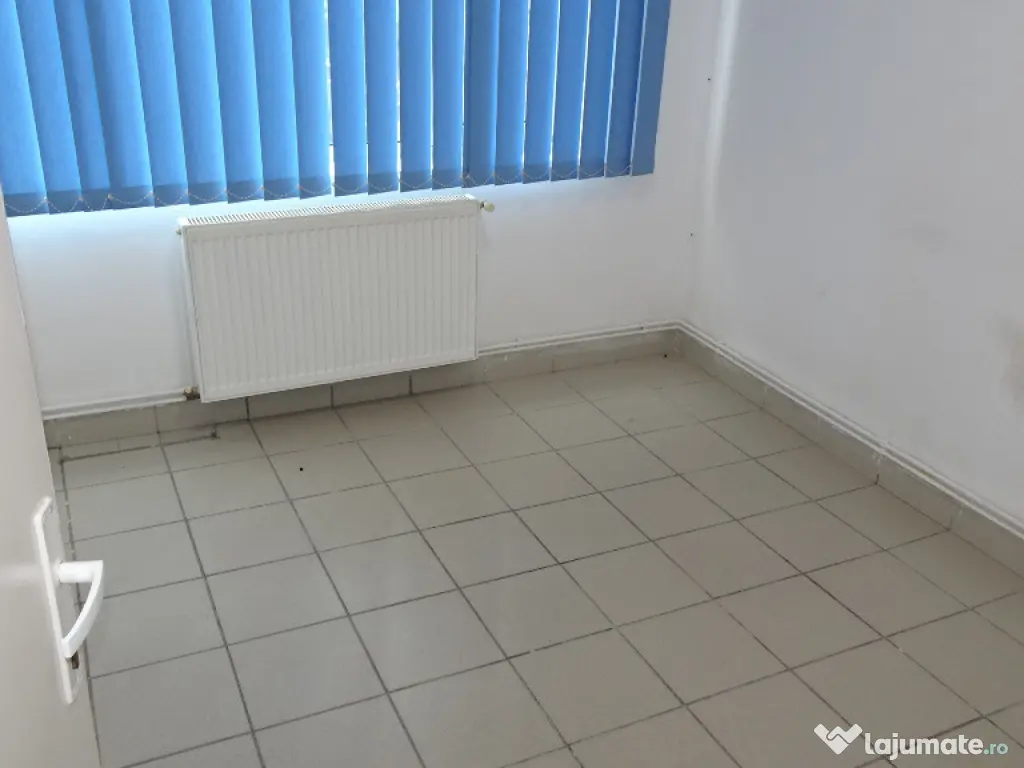 Vand spatiu comercial in Deva, zona ultracentrala ( I. Creanga), 70 mp 