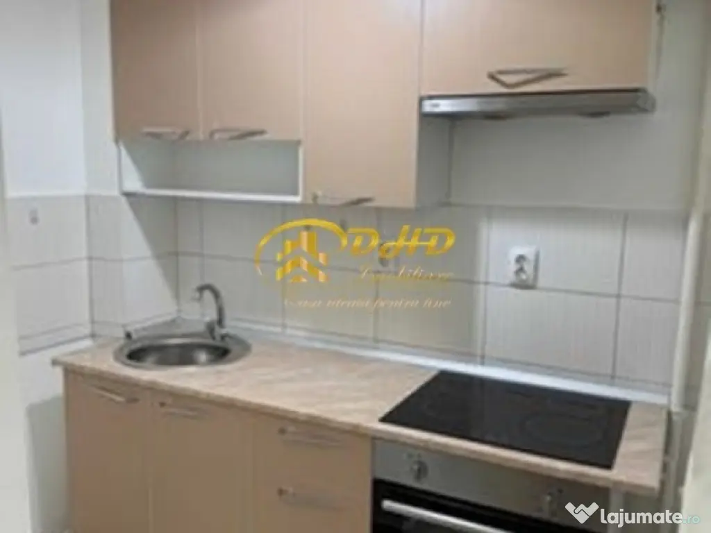 Garsonieră zona Tatarasi,etaj intermediar,totul nou