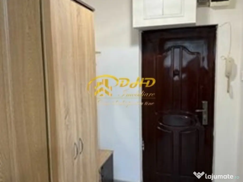 Garsonieră zona Tatarasi,etaj intermediar,totul nou