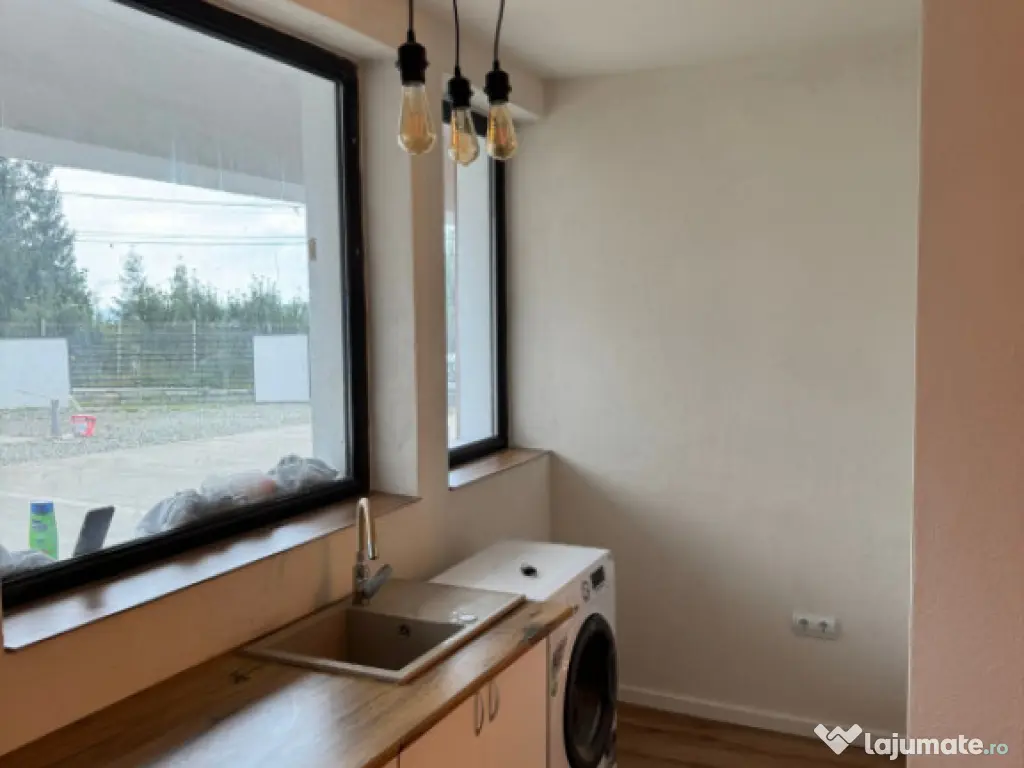 Casa cu 3 camere in Tocile 