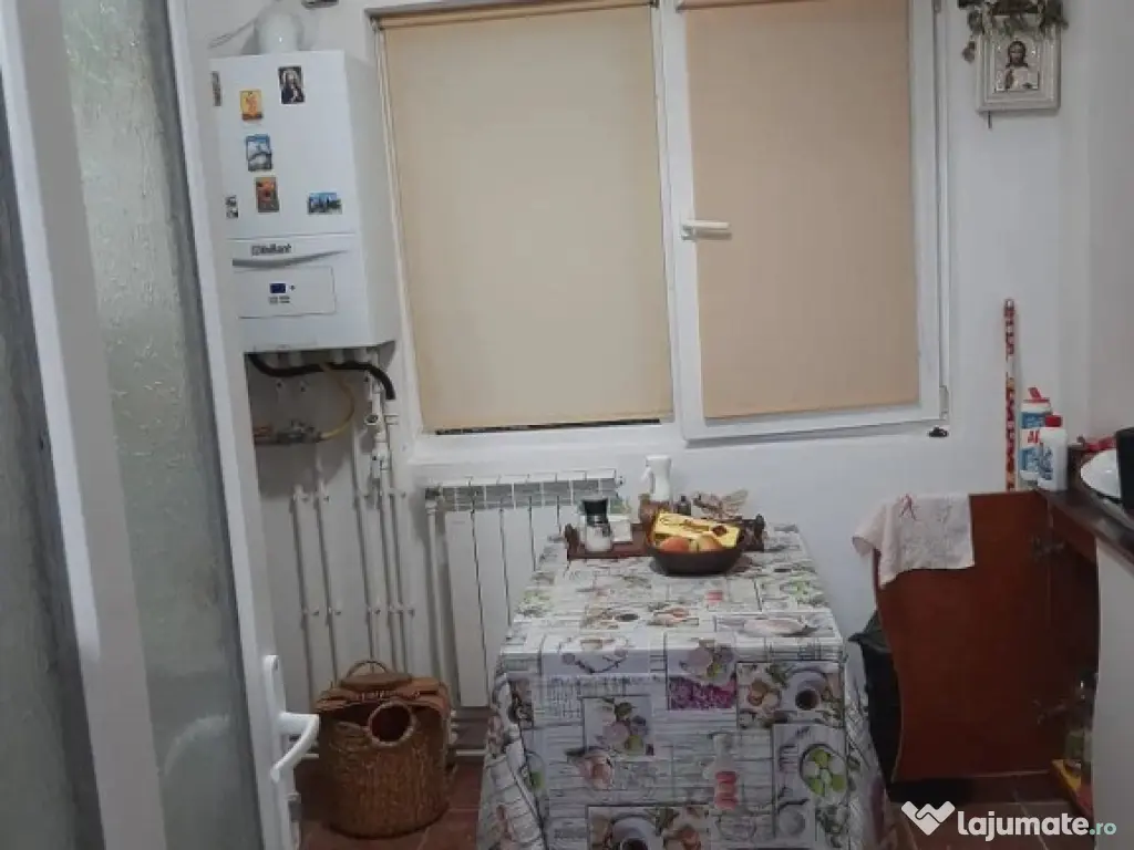 Apartament cu 2 camere ~ zona Unirii Sud ~ etaj 1 din 4 ~Pret: 82.000e 