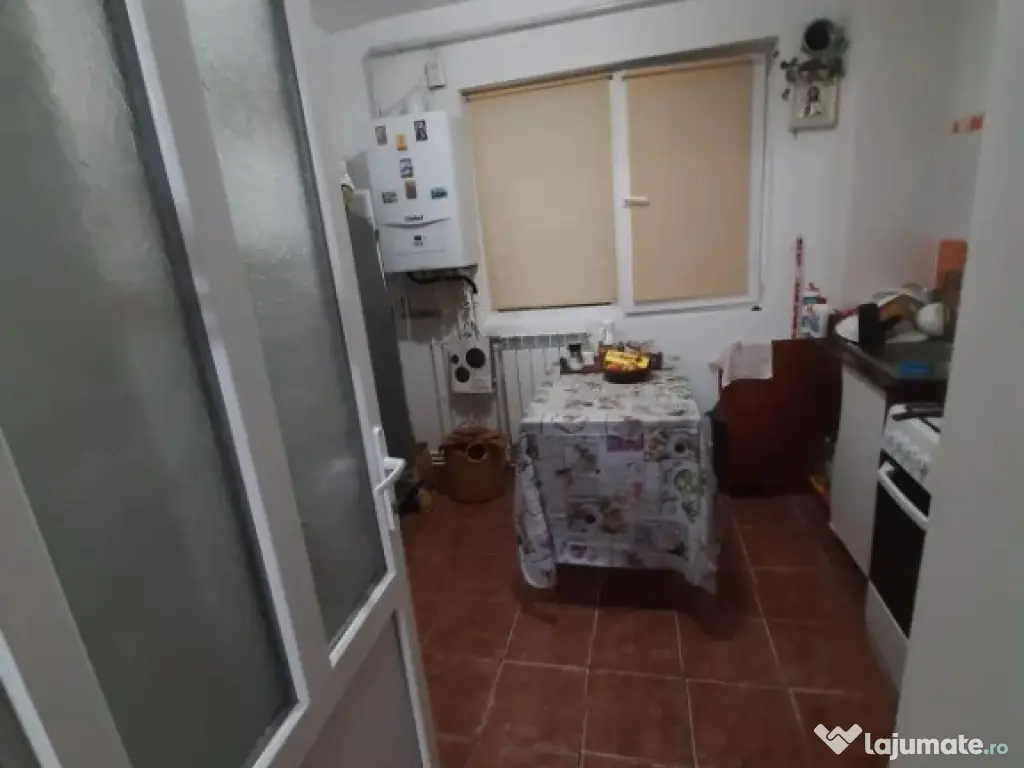 Apartament cu 2 camere ~ zona Unirii Sud ~ etaj 1 din 4 ~Pret: 82.000e 